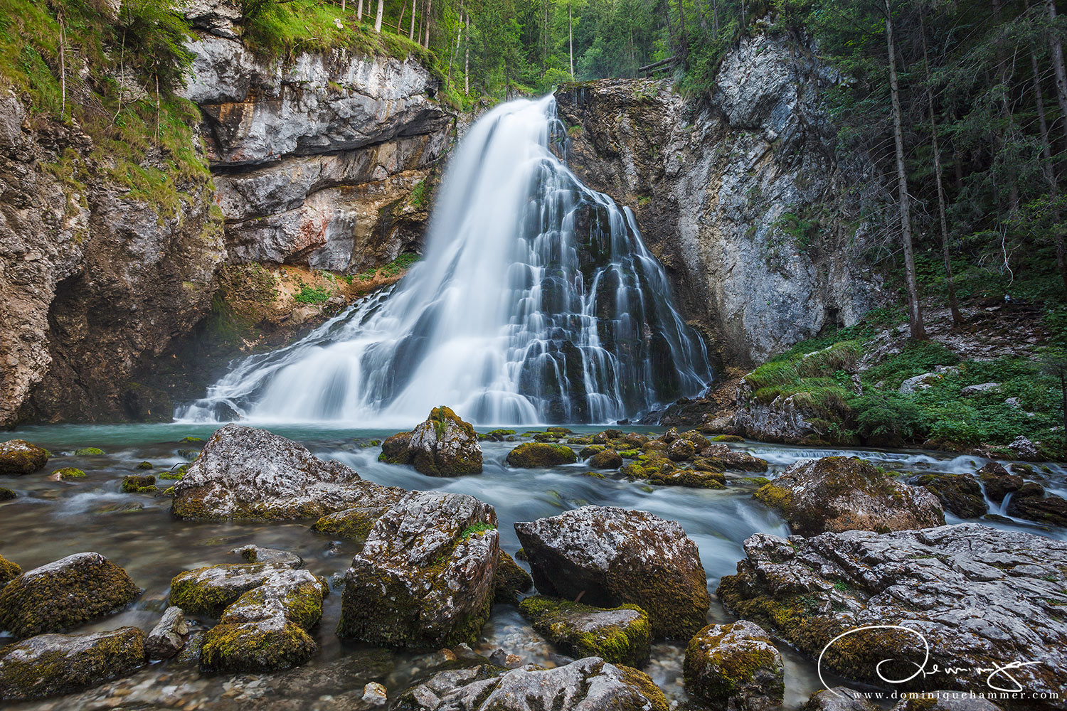 Wasserfall in Golling von Fotograf Dominique Hammer