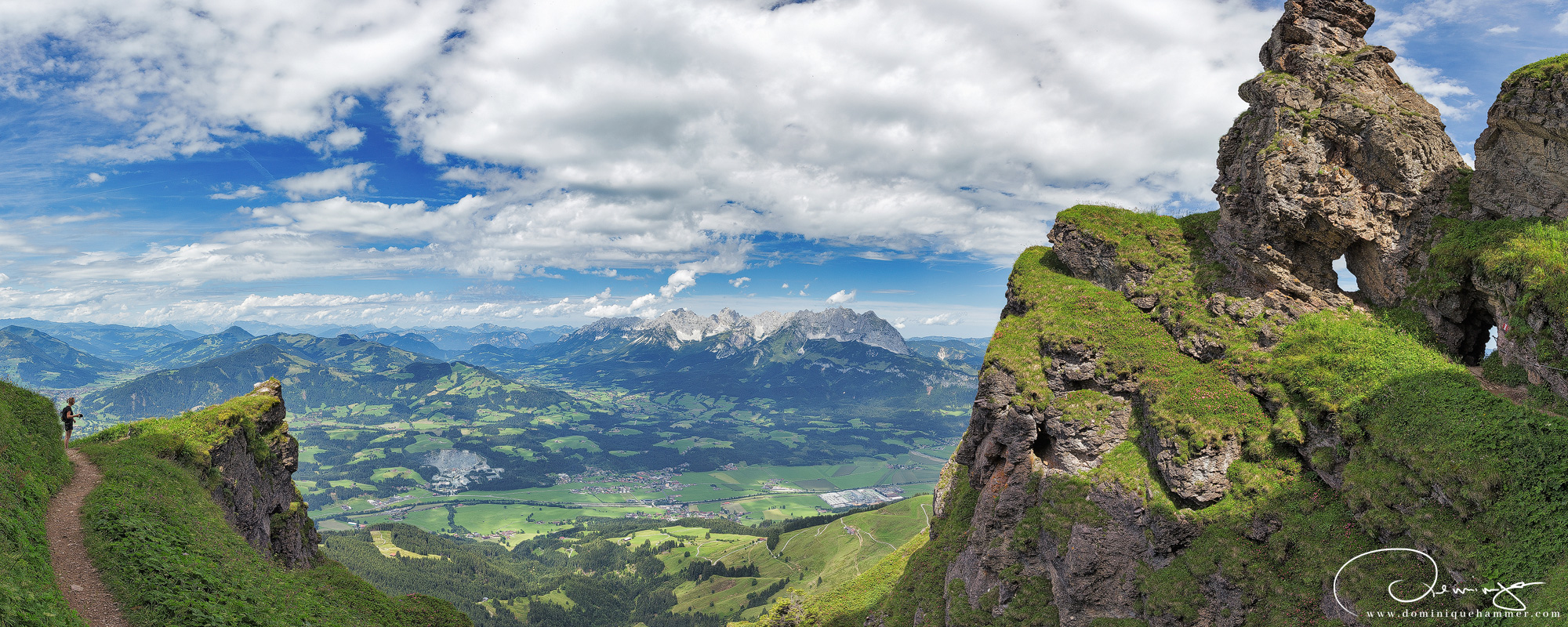 Blick auf die Berggipfel vom Kitzb&uuml;heler Horn von Fotograf Dominique Hammer